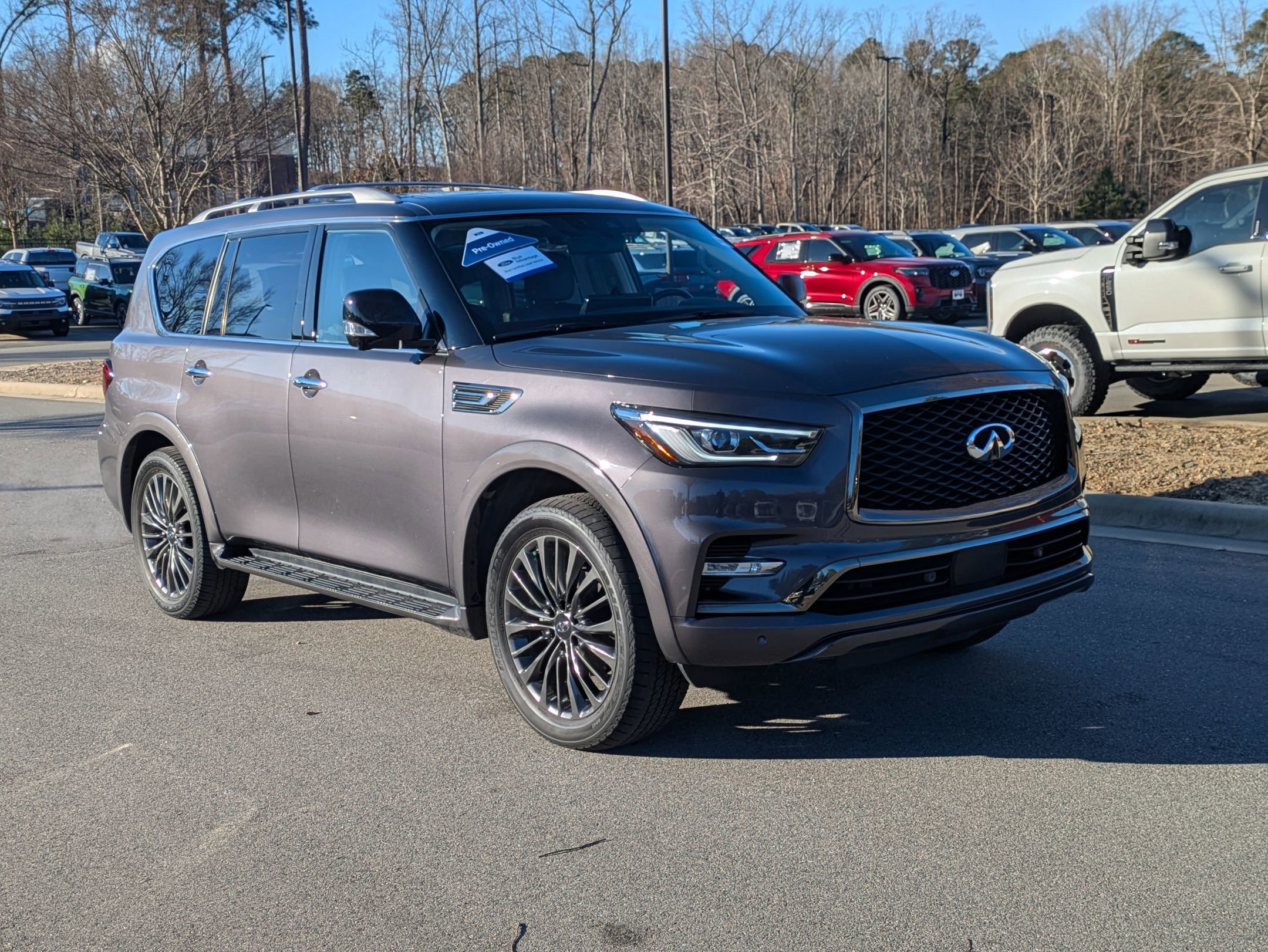 Used 2023 INFINITI QX80 Premium Select w/ Cargo Package image 7