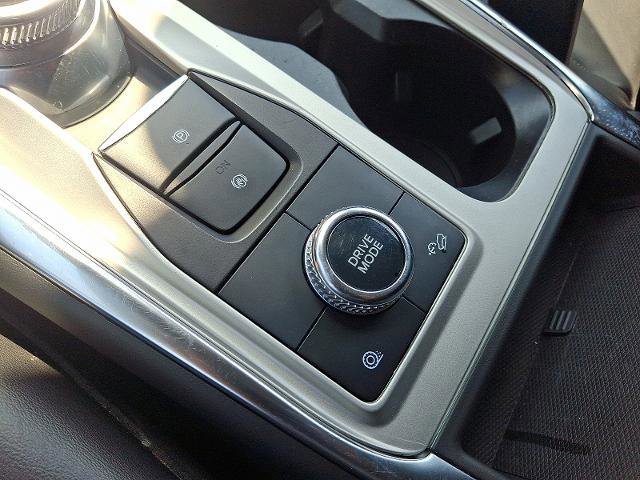 Certified 2022 Ford Explorer XLT w/ Equipment Group 202A image 23