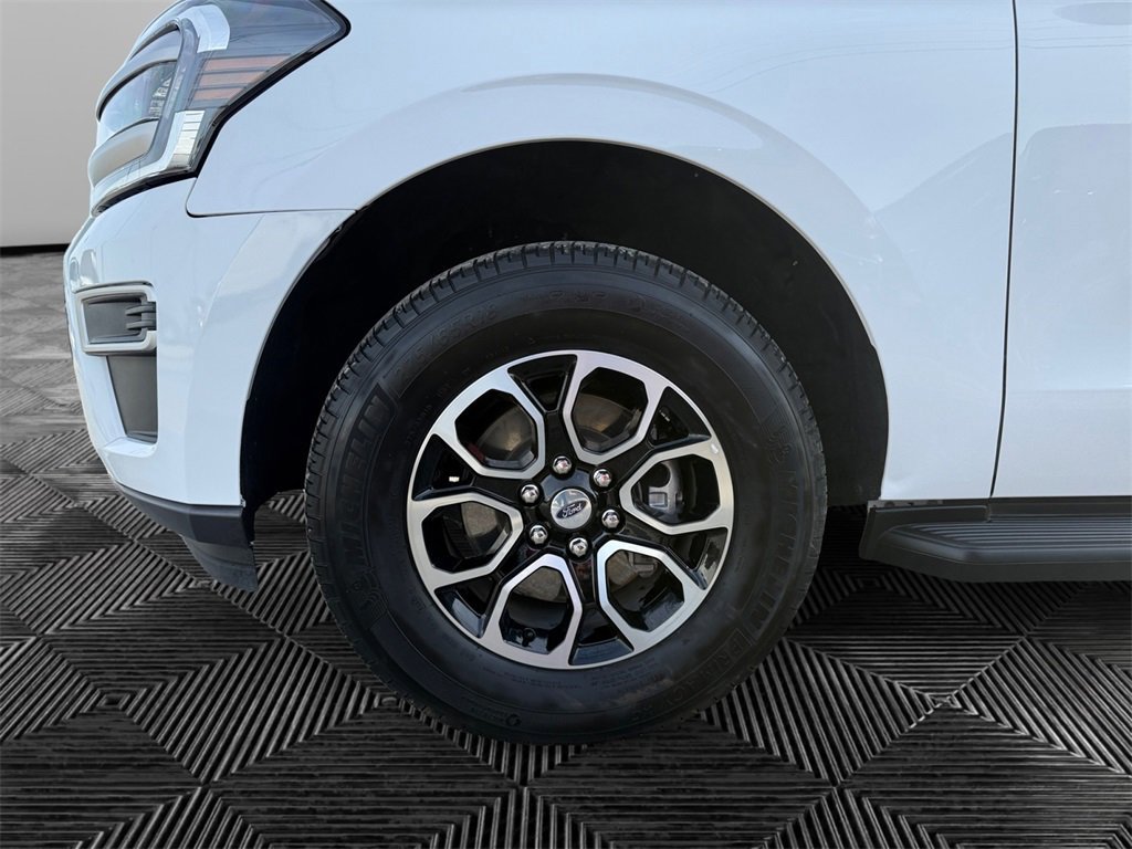 Certified 2024 Ford Expedition Max XLT image 14