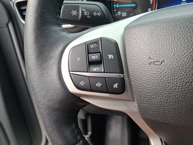 Certified 2023 Ford Explorer XLT w/ Equipment Group 202A AWD/4WD image 9