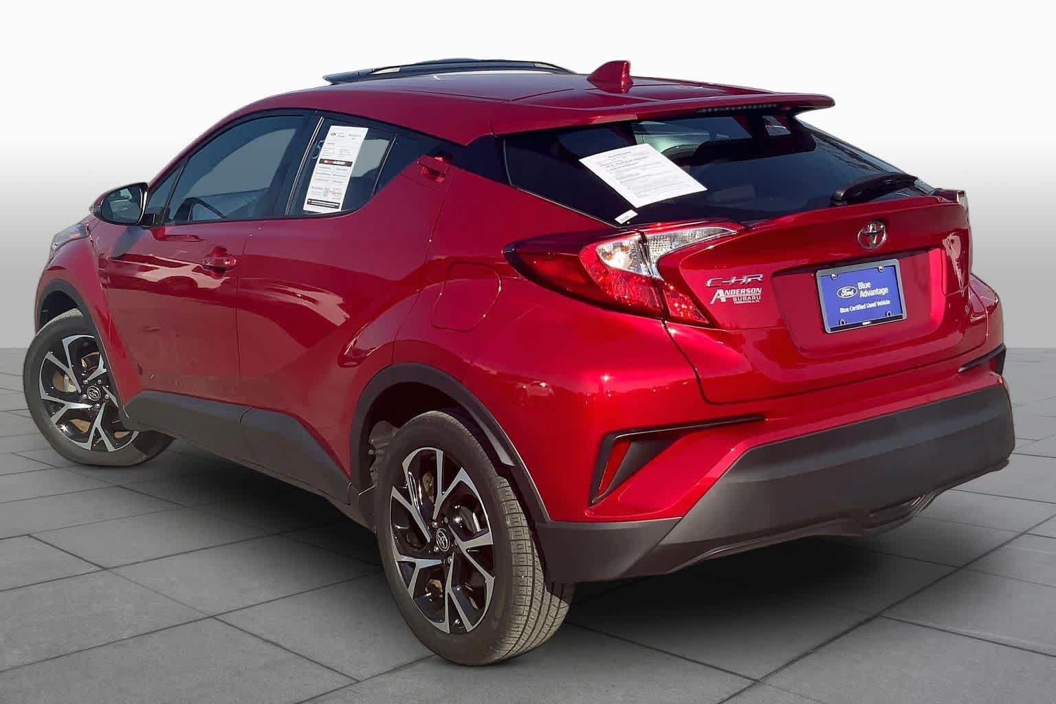 Used 2022 Toyota C-HR XLE FWD image 11