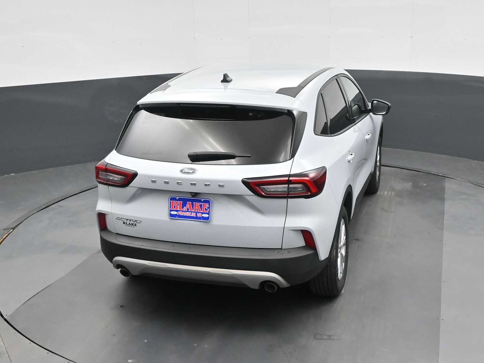 Certified 2025 Ford Escape Active w/ Cold Weather Package FWD image 18
