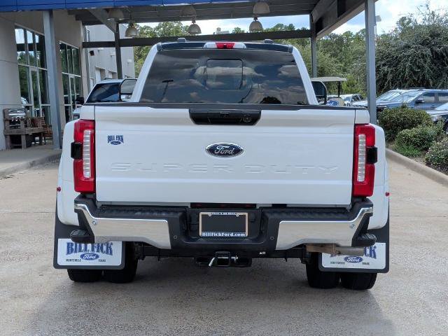 Certified 2025 Ford F450 Lariat w/ Lariat Ultimate Package AWD/4WD image 4