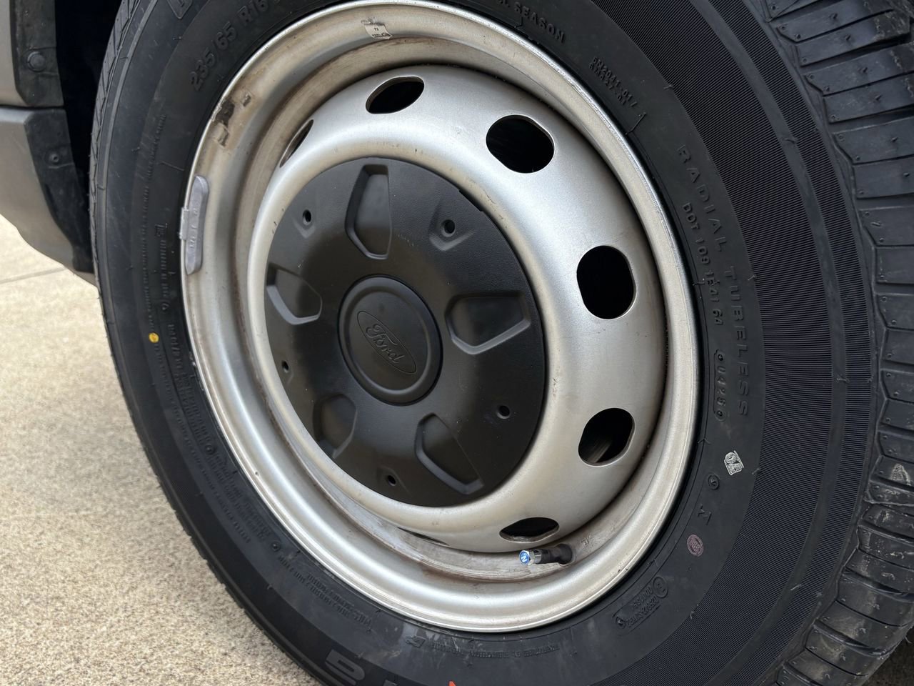 Certified 2023 Ford Transit 250 Medium Roof image 10