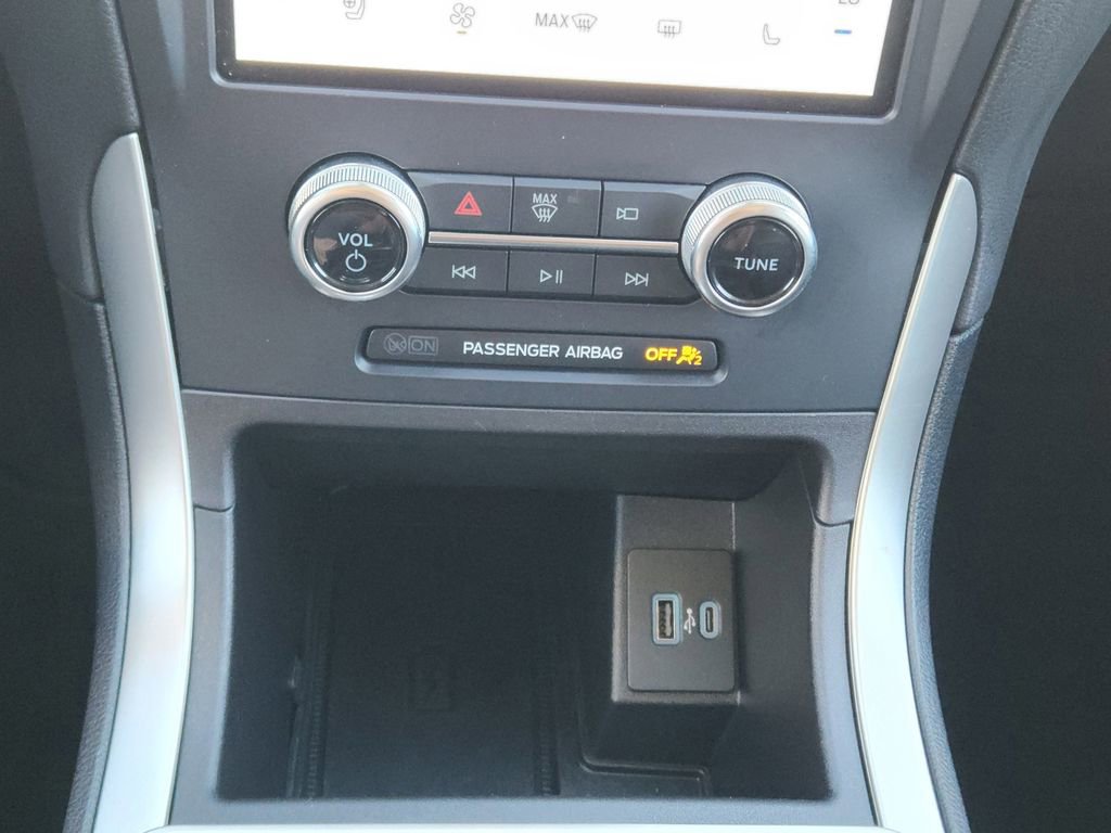 Certified 2023 Ford Edge SEL w/ Convenience Package image 28