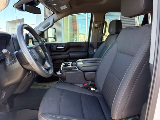 Used 2024 Chevrolet Silverado 2500 Custom w/ Custom Value Package AWD/4WD image 17
