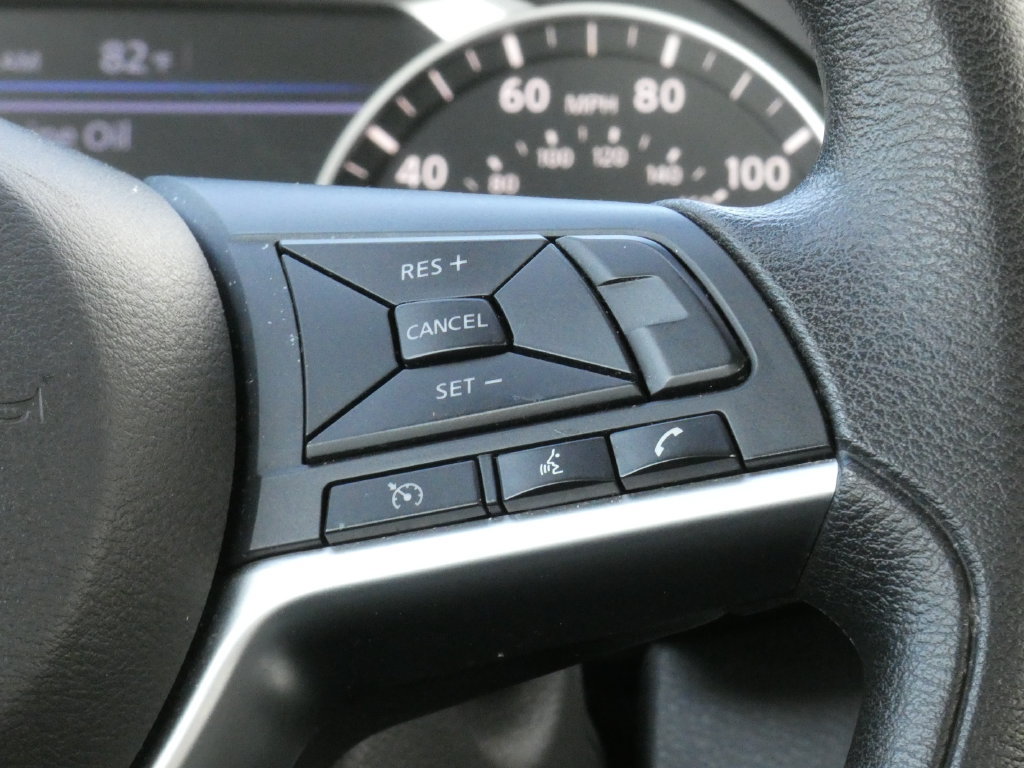 Used 2024 Nissan Altima 2.5 SV FWD image 13