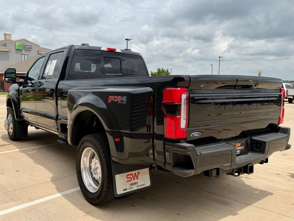Certified 2026 Ford F450 Platinum w/ FX4 Off-Road Package AWD/4WD image 7