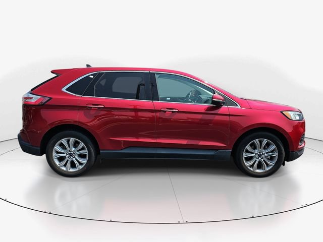 Certified 2020 Ford Edge Titanium FWD image 2