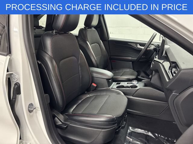 Certified 2023 Ford Escape ST-Line w/ Tech Pack #1 AWD/4WD image 16