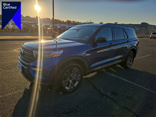 Certified 2022 Ford Explorer XLT w/ Equipment Group 202A