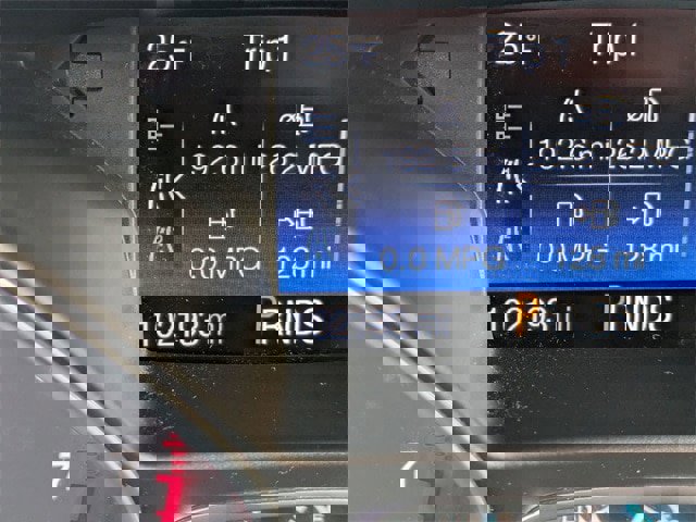 Certified 2017 Ford Escape SE w/ Equipment Group 201A image 17