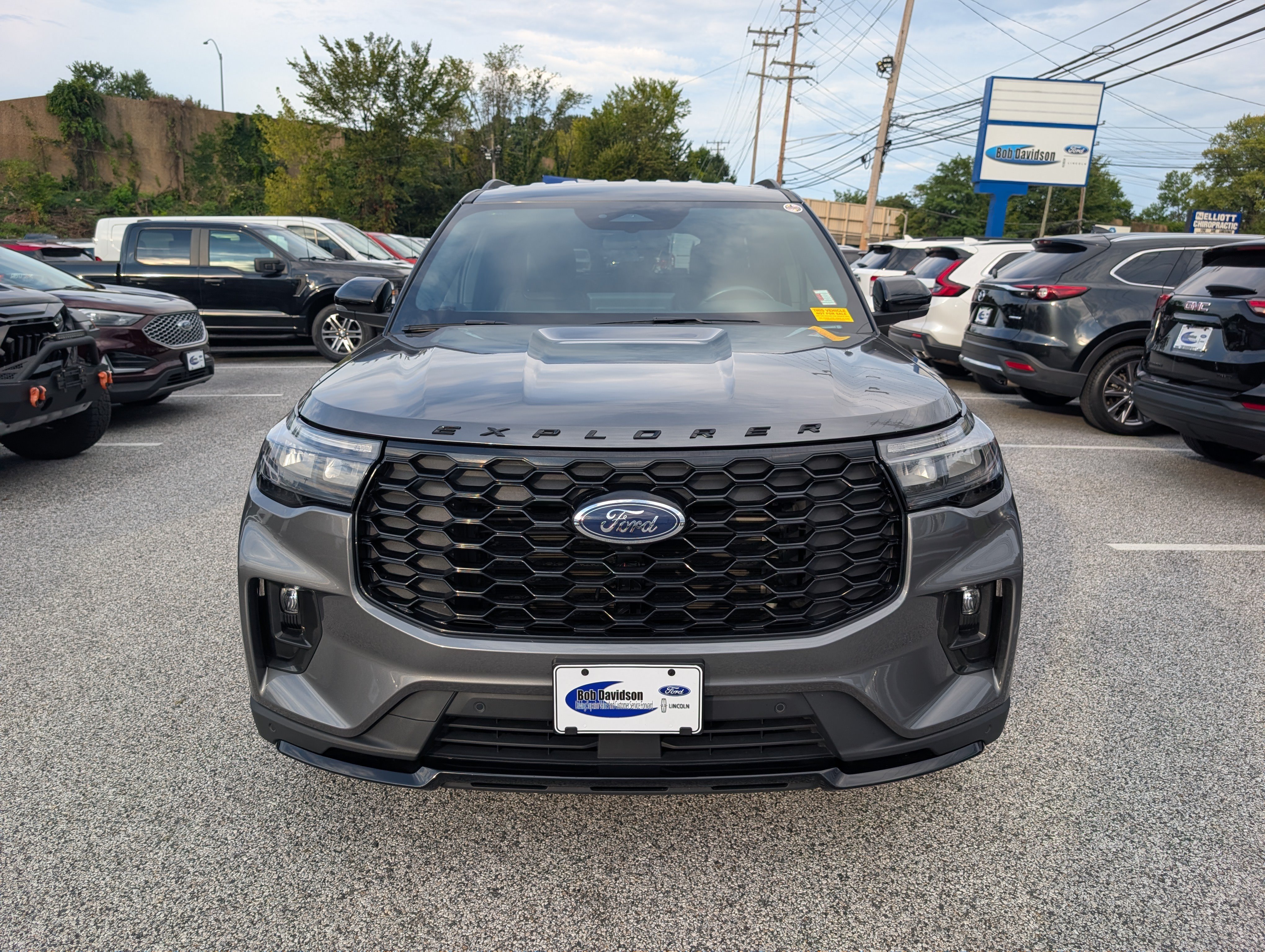Certified 2025 Ford Explorer ST-Line w/ ST-Line Street Pack AWD/4WD image 10