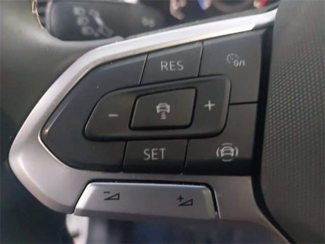 Used 2023 Volkswagen Atlas Cross Sport SE image 17