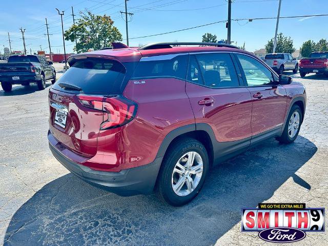 Used 2020 GMC Terrain SLE w/ Driver Convenience Package FWD image 7