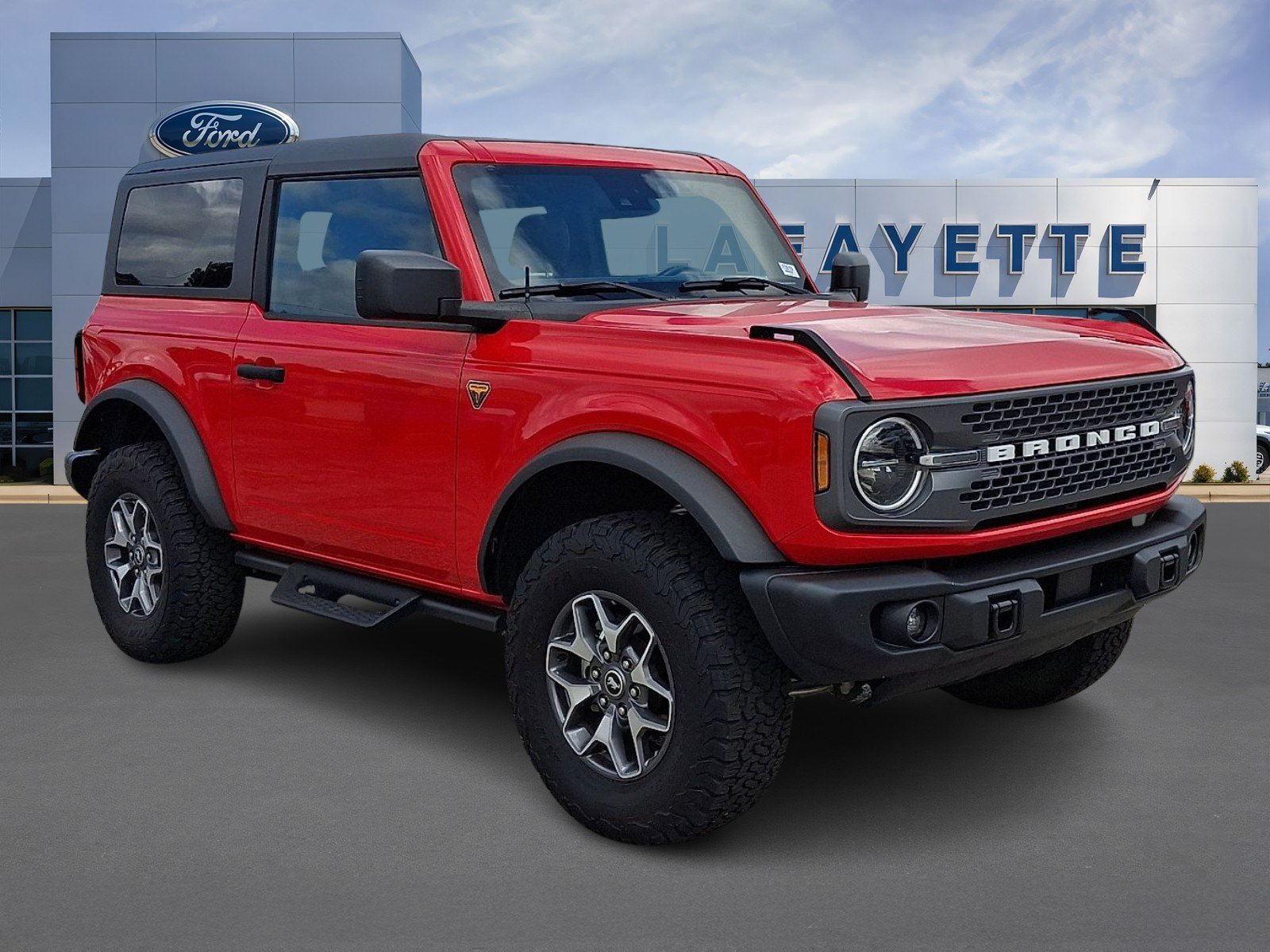 Certified 2023 Ford Bronco Badlands AWD/4WD image 1