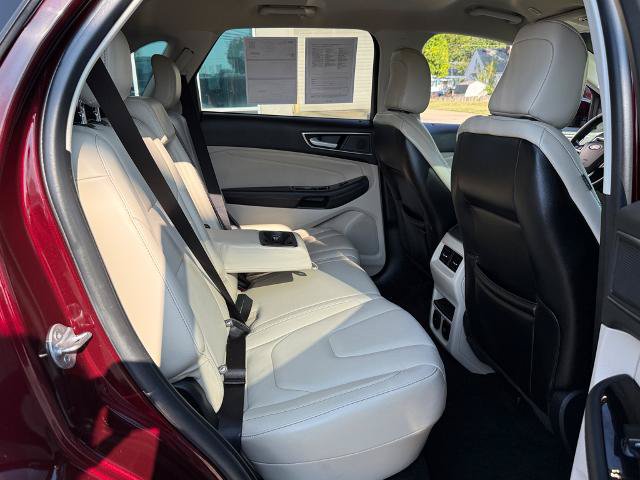 Certified 2020 Ford Edge Titanium AWD/4WD image 22