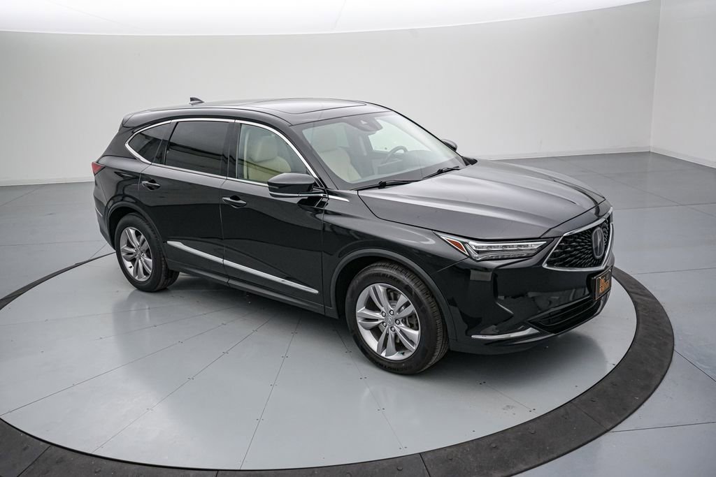 Used 2023 Acura MDX SH-AWD image 2