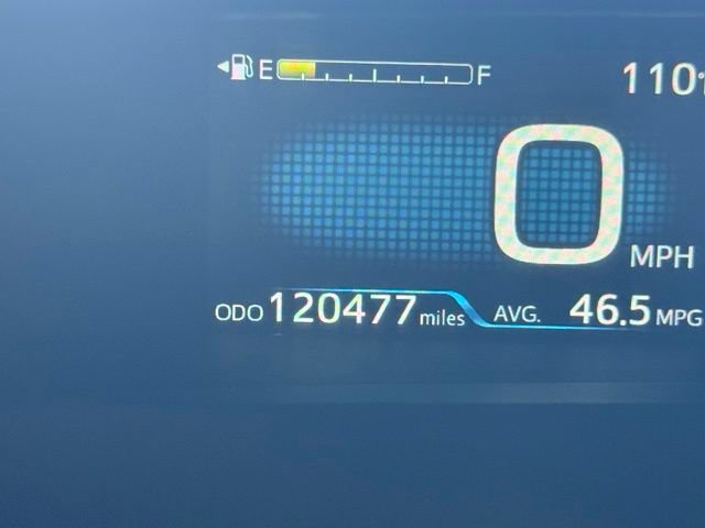 Used 2017 Toyota Prius Three Touring FWD image 18