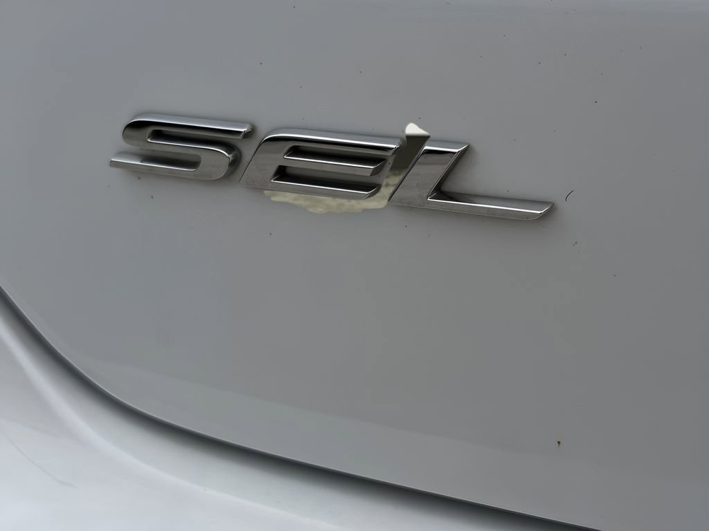 Certified 2024 Ford Edge SEL AWD/4WD image 36