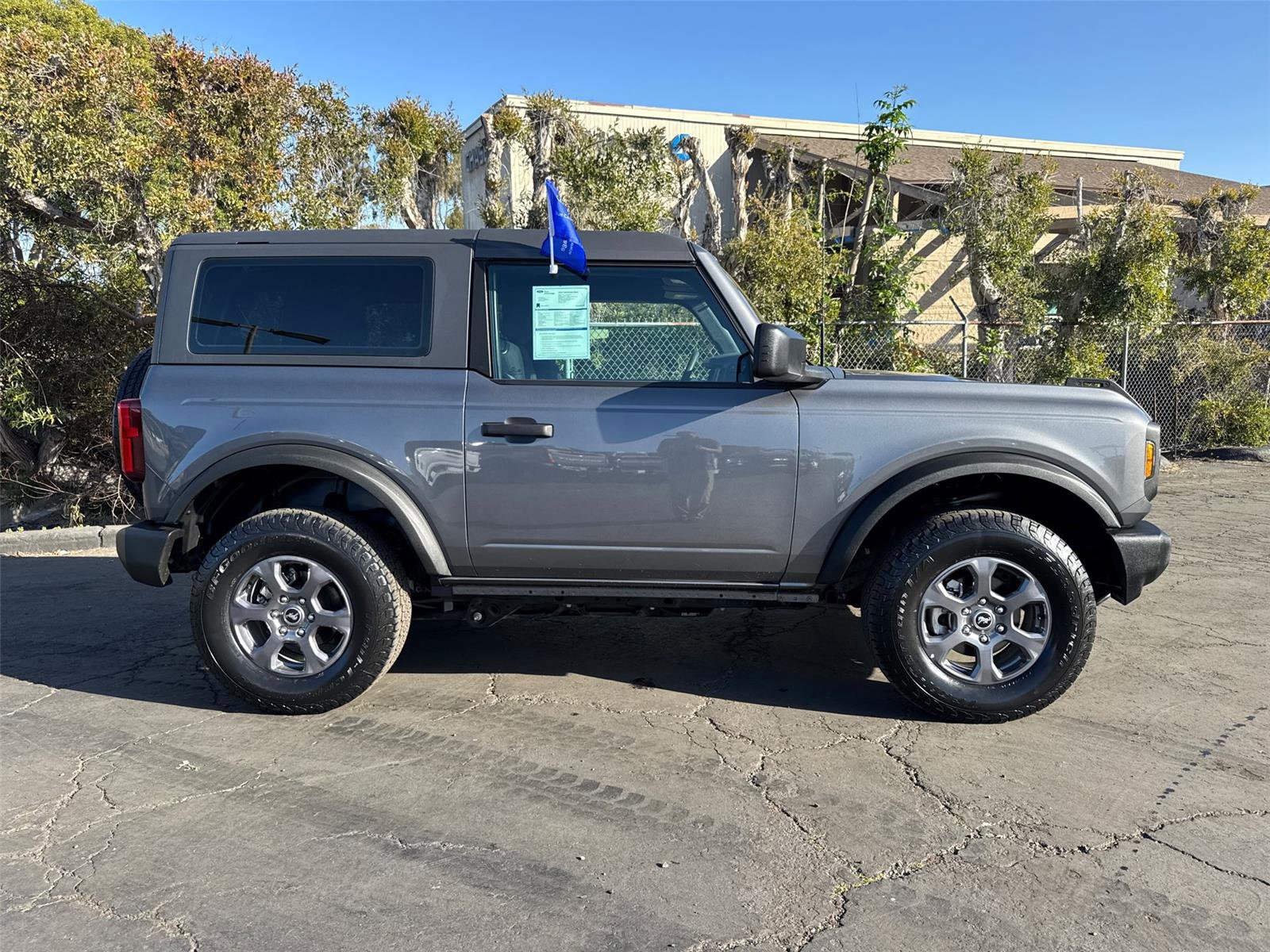 Certified 2022 Ford Bronco 2-Door image 3