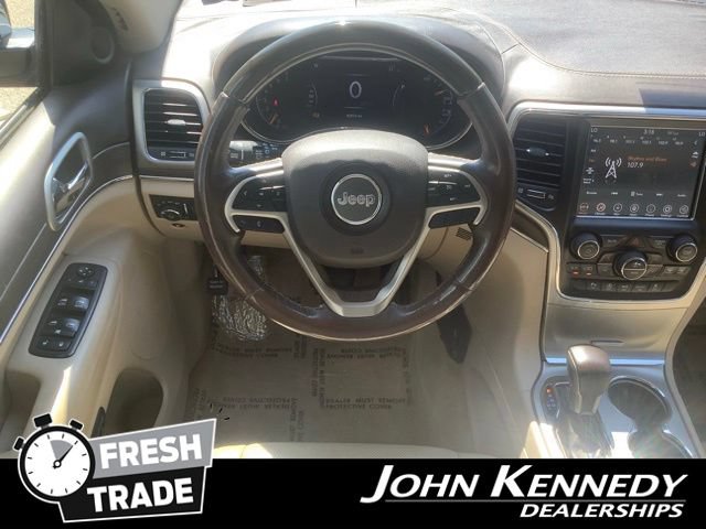 Used 2018 Jeep Grand Cherokee Overland AWD/4WD image 12