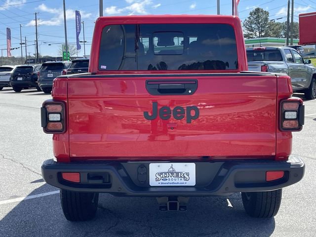 Used 2024 Jeep Gladiator Sport w/ Premium Package image 4