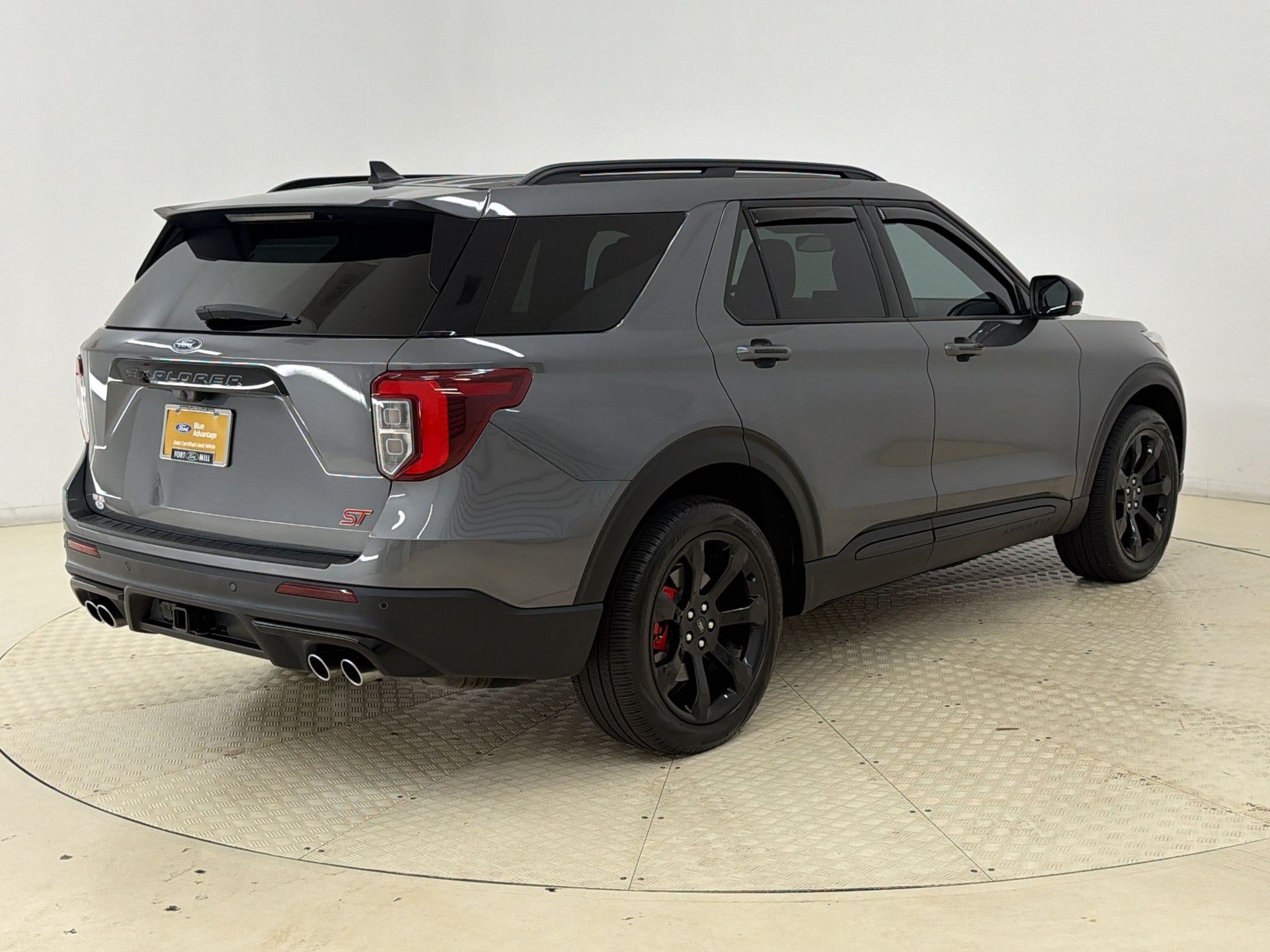Certified 2023 Ford Explorer ST w/ Equipment Group 401A AWD/4WD image 9