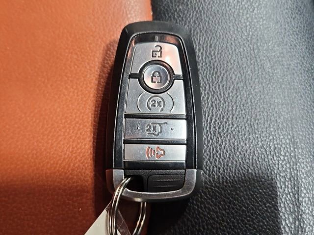 Certified 2019 Ford Explorer XLT w/ Equipment Group 202A AWD/4WD image 23