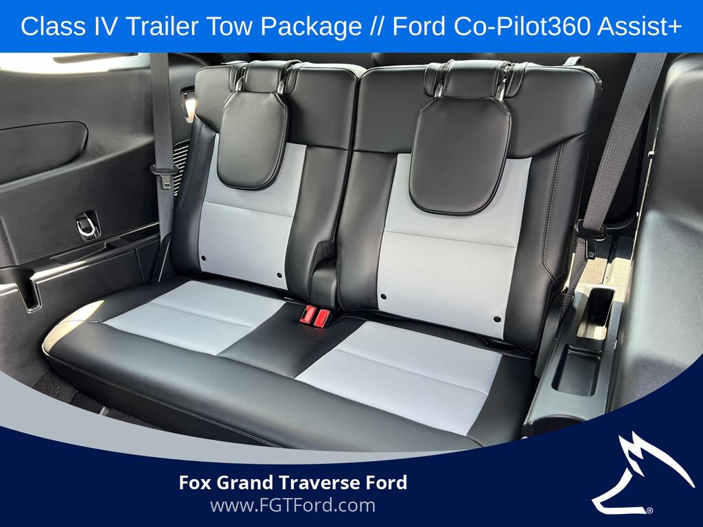 Certified 2023 Ford Explorer XLT w/ Equipment Group 202A AWD/4WD image 6
