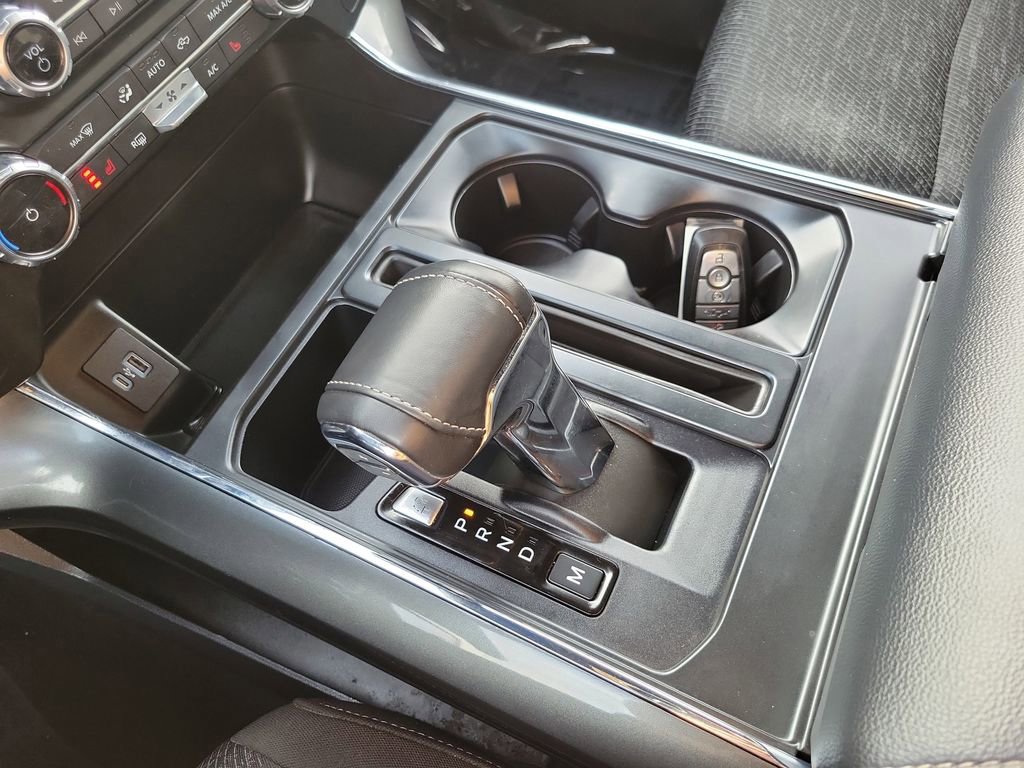 Certified 2022 Ford F150 XLT w/ Equipment Group 302A High image 19