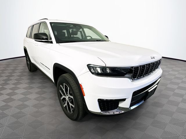 Used 2023 Jeep Grand Cherokee L Limited AWD/4WD image 4