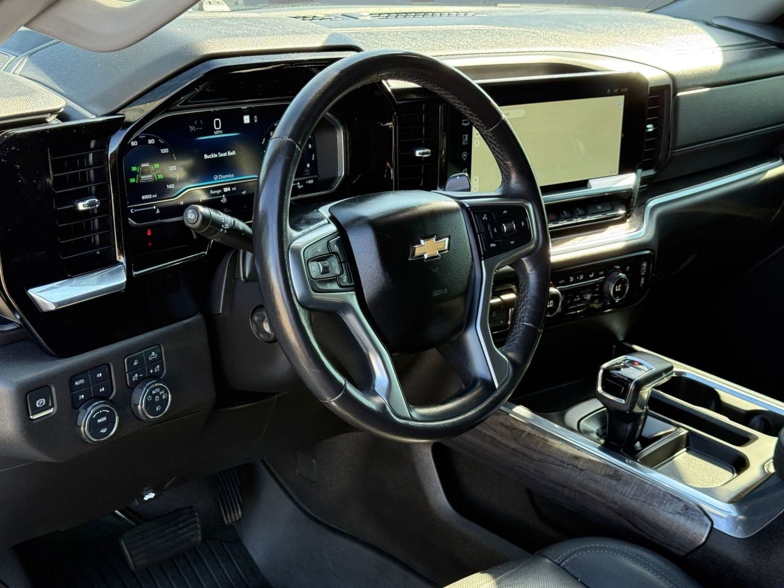 Used 2022 Chevrolet Silverado 1500 LTZ image 4