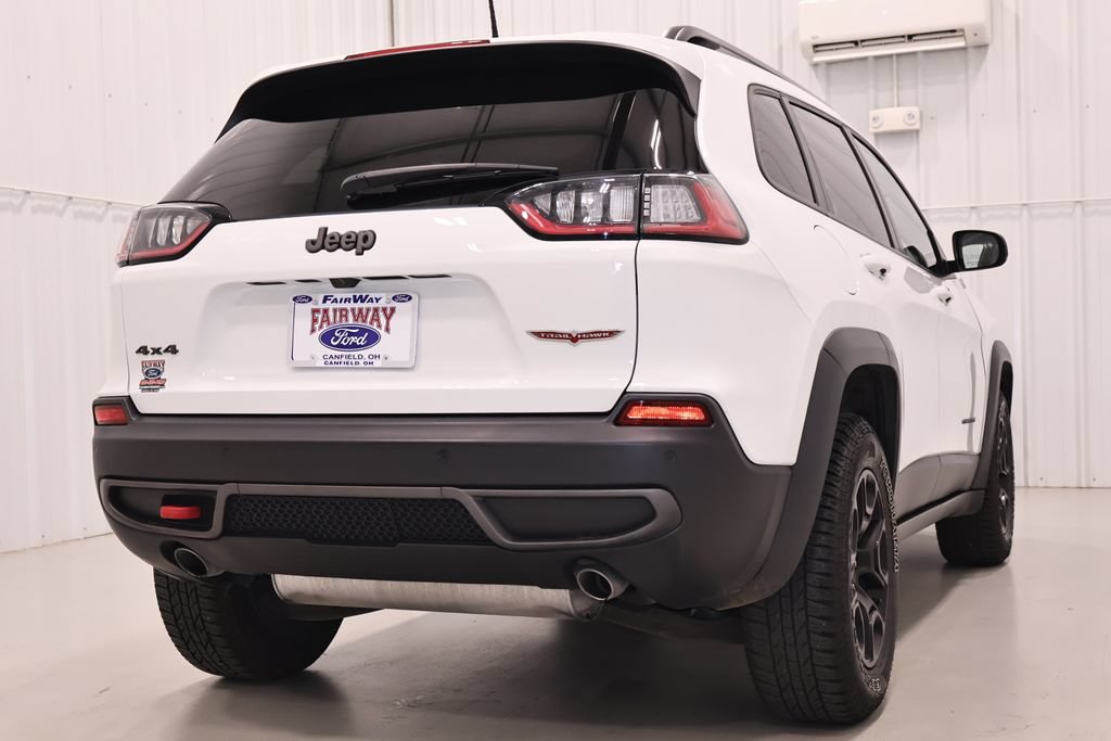 Used 2019 Jeep Cherokee Trailhawk w/ Cold Weather Group AWD/4WD image 10