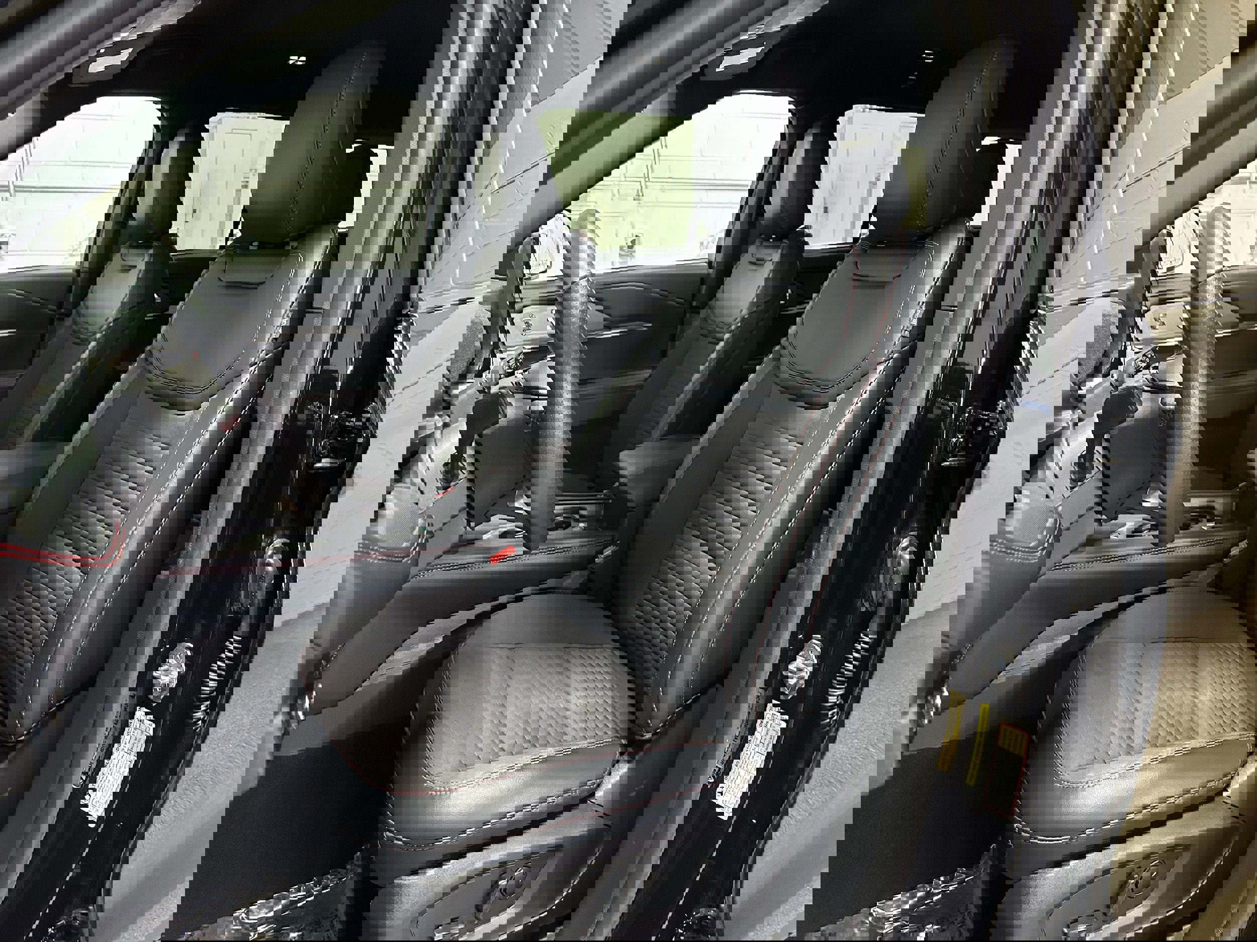 Certified 2025 Ford Explorer ST-Line image 11