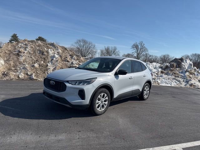 Certified 2025 Ford Escape Active image 3