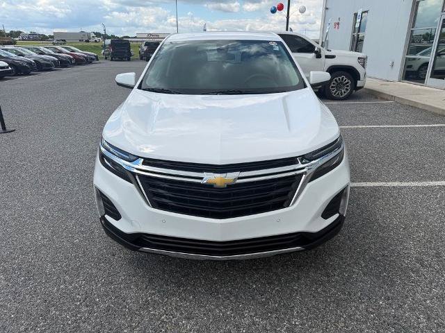 Used 2024 Chevrolet Equinox LT w/ LPO, Floor Liner Package FWD image 3