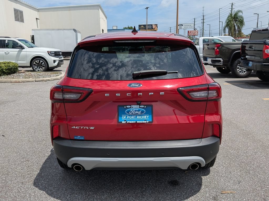 Certified 2025 Ford Escape Active w/ Tech Pack #1 FWD image 6