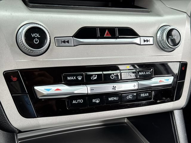 Certified 2023 Ford Explorer XLT AWD/4WD image 18