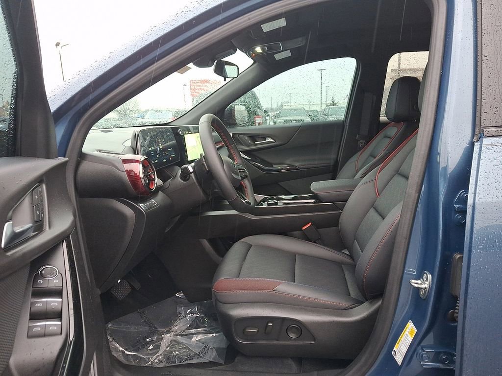 Used 2026 Chevrolet Equinox RS w/ Convenience Package III image 13