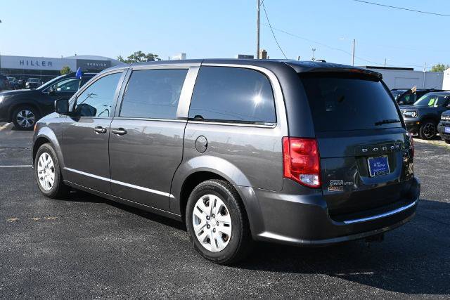 Used 2018 Dodge Grand Caravan SE w/ UConnect Hands-Free Group FWD image 11