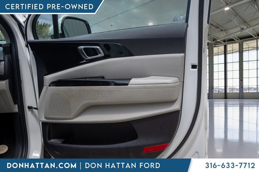 Used 2022 Kia Carnival SX FWD image 26