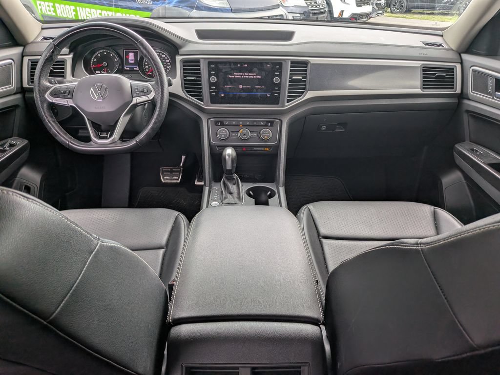 Used 2021 Volkswagen Atlas SE w/ Towing Package FWD image 11