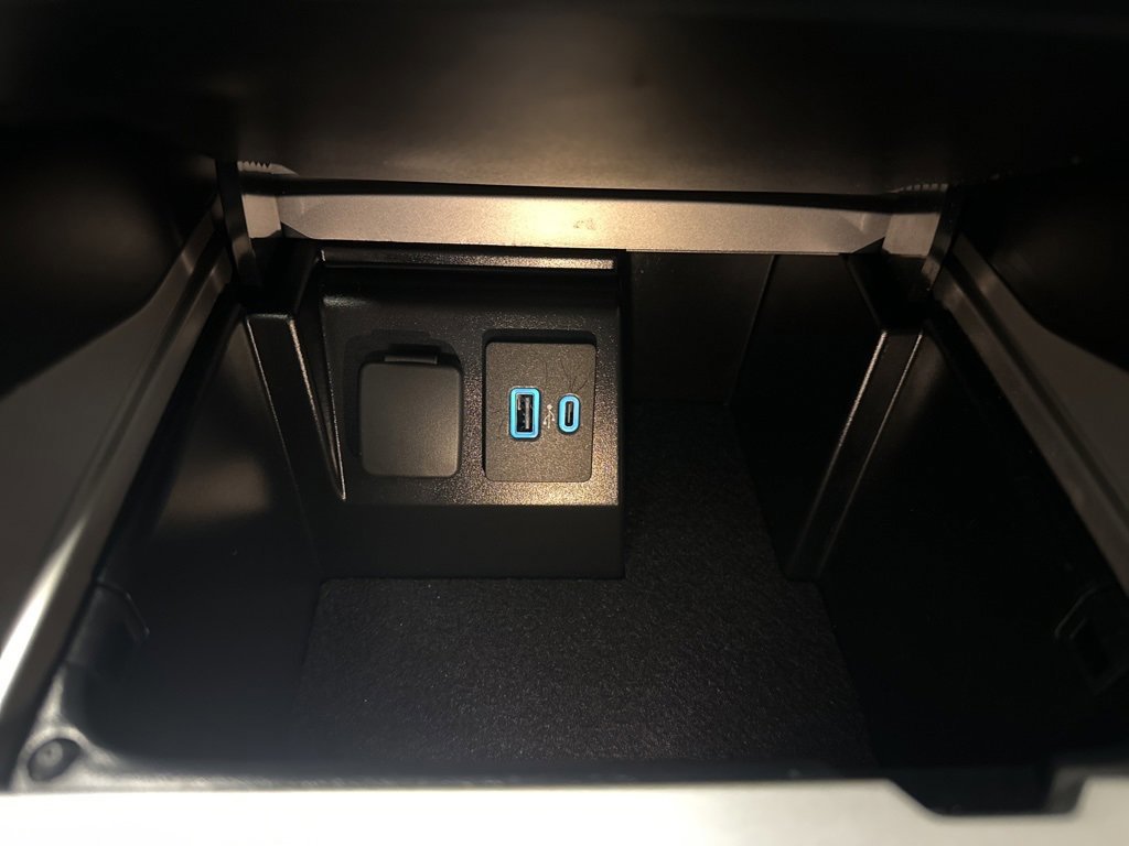 Certified 2023 Ford Explorer XLT w/ Equipment Group 202A image 38