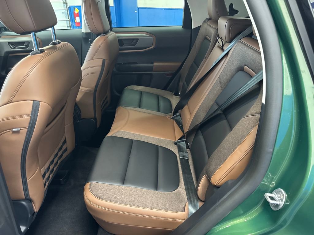 Certified 2025 Ford Bronco Sport Outer Banks w/ Outer Banks Tech Package+ AWD/4WD image 25