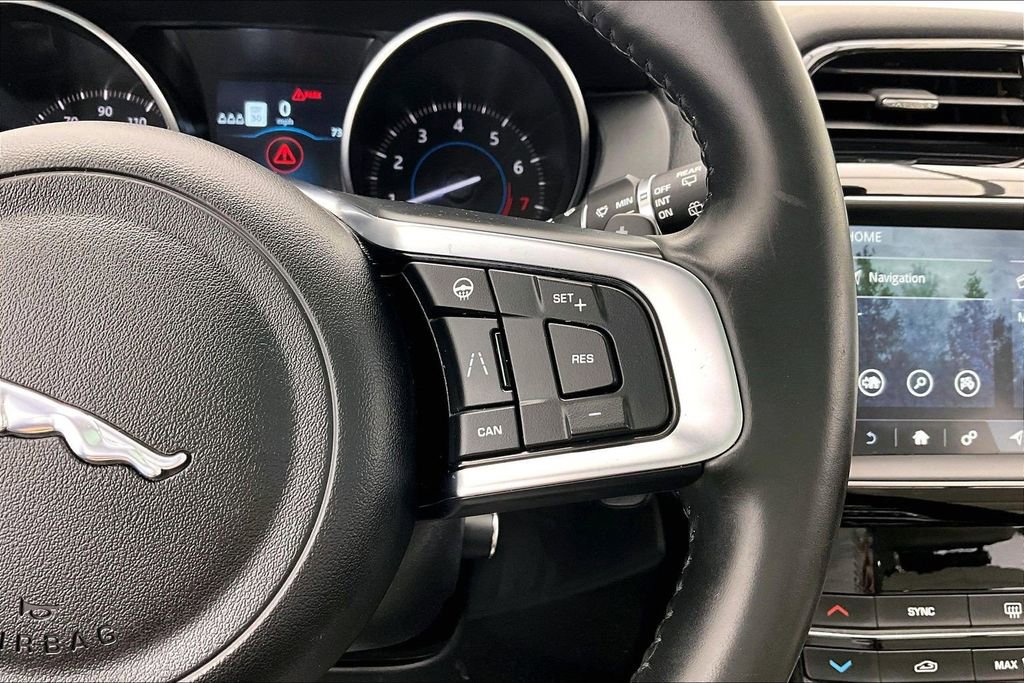 Used 2020 Jaguar F-PACE Prestige AWD/4WD image 19