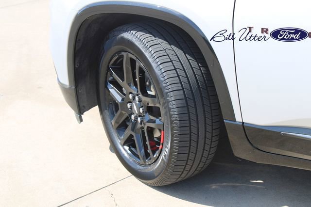 Used 2021 Chevrolet Traverse Premier w/ Redline Edition image 9