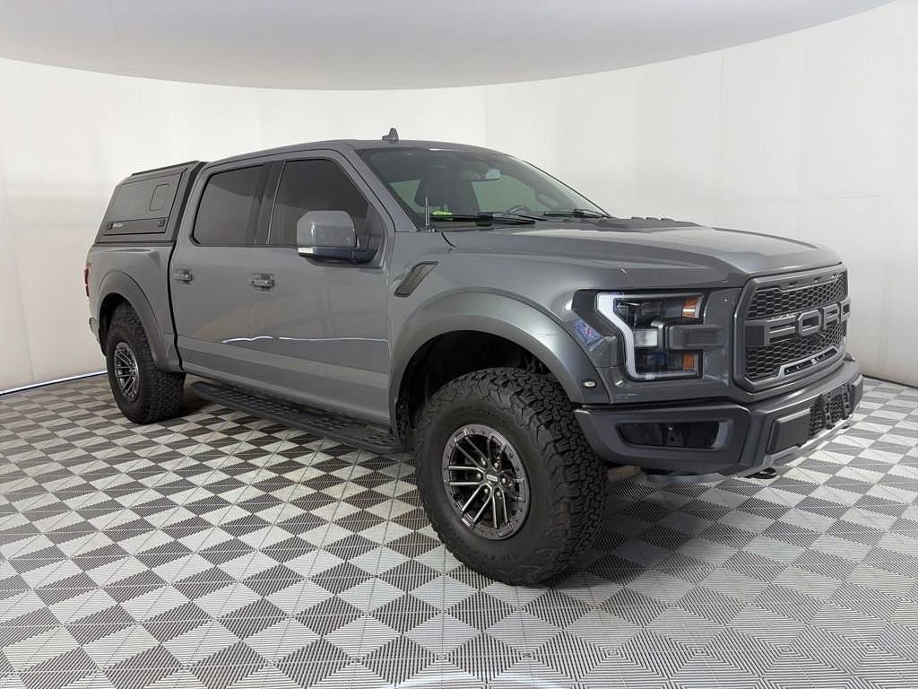 Certified 2020 Ford F150 Raptor w/ Equipment Group 802A Luxury image 6