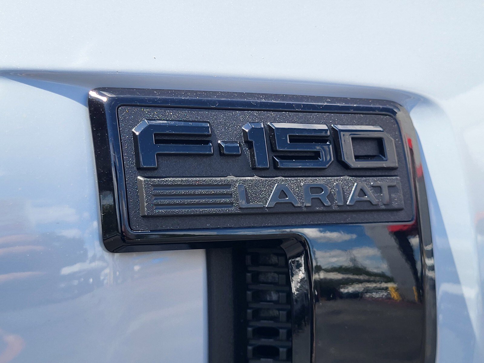 Certified 2025 Ford F150 Lariat w/ Equipment Group 502A High AWD/4WD image 12