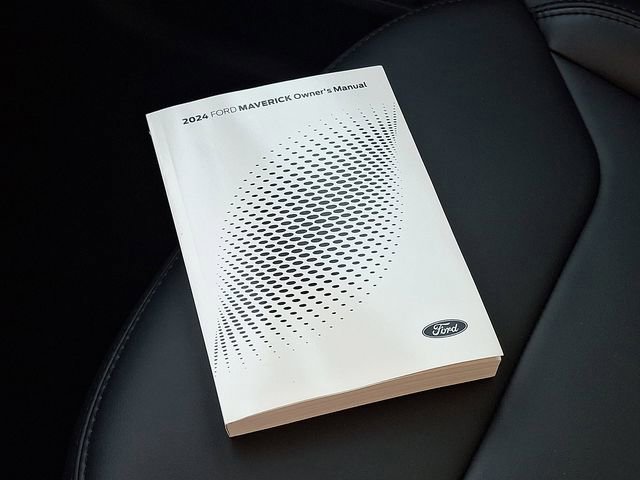 Certified 2024 Ford Maverick Lariat w/ Black Appearance Package image 28